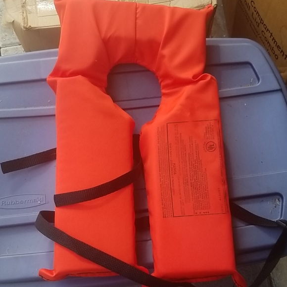 Kent Water Sports Holdings, LLC Model CMF-1, Youth, "BUOYANT VEST", Type II PFD.